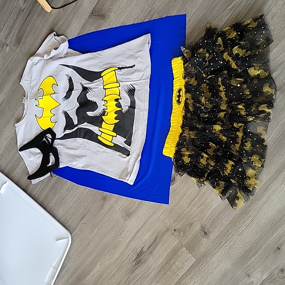 Batman/Batgirl costume 3 piece set